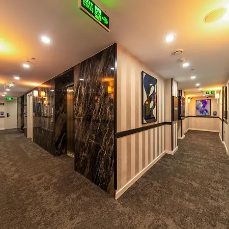 Hotel Cosinues Airport 3*