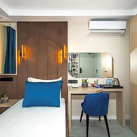 Hotel Cosinues Airport 3*