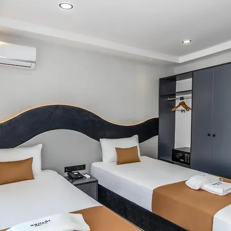 Cosinues Airport Hotel 3*