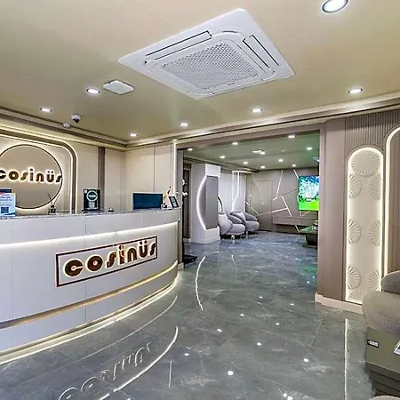 Cosinues Airport Hotell